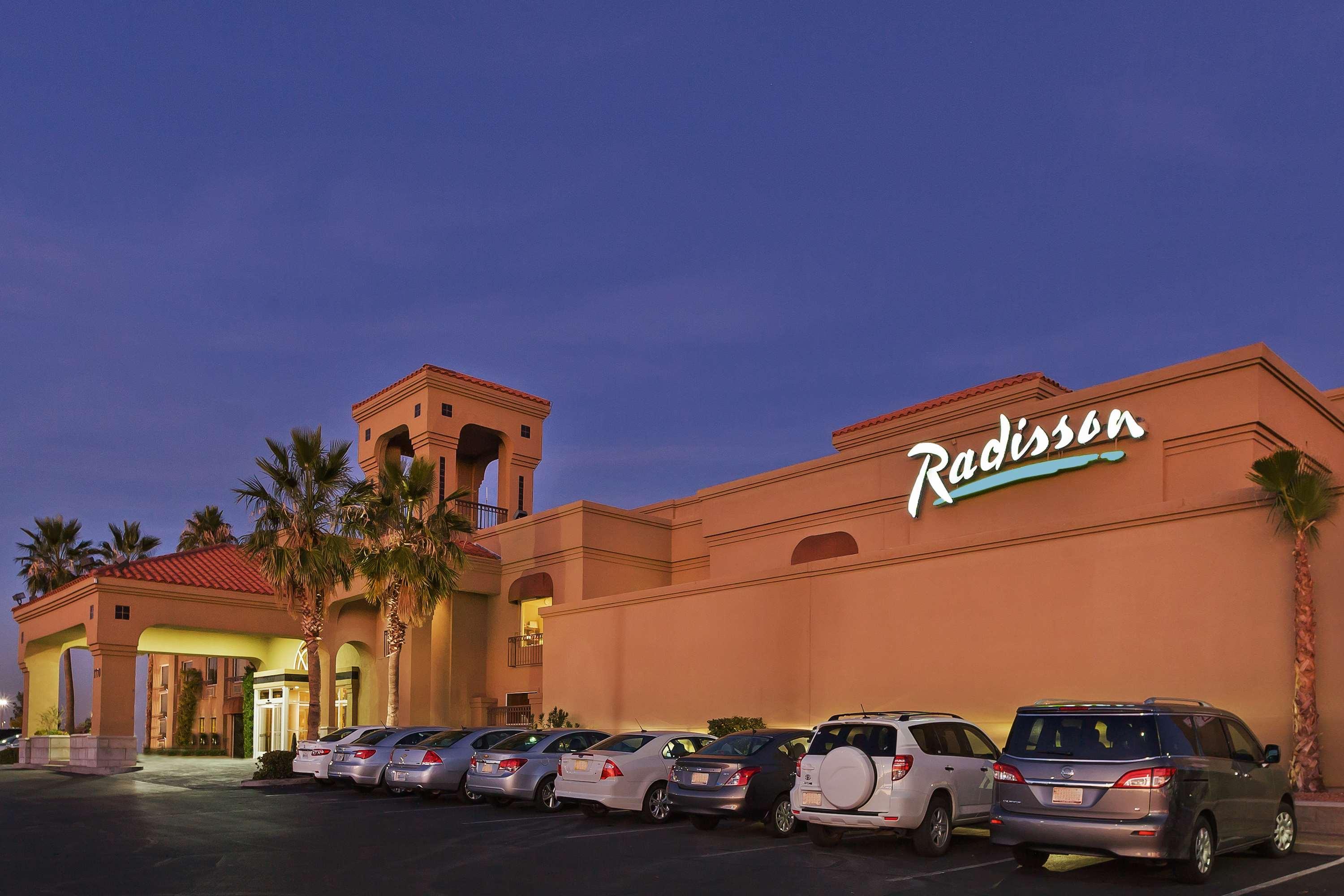 Radisson Hotel El Paso Airport エクステリア 写真